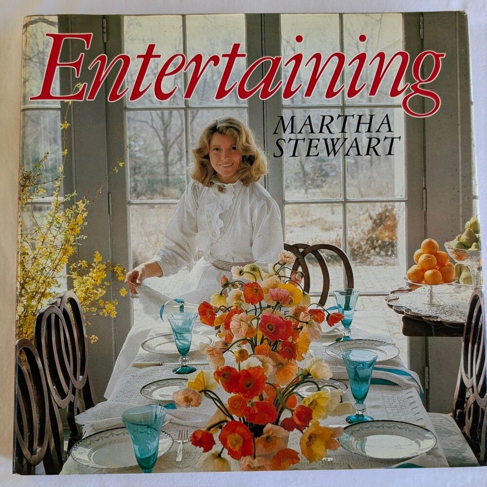 Martha Stewart Entertaining Cookbook 1982 First Edition 7th Printing Dust Jacket